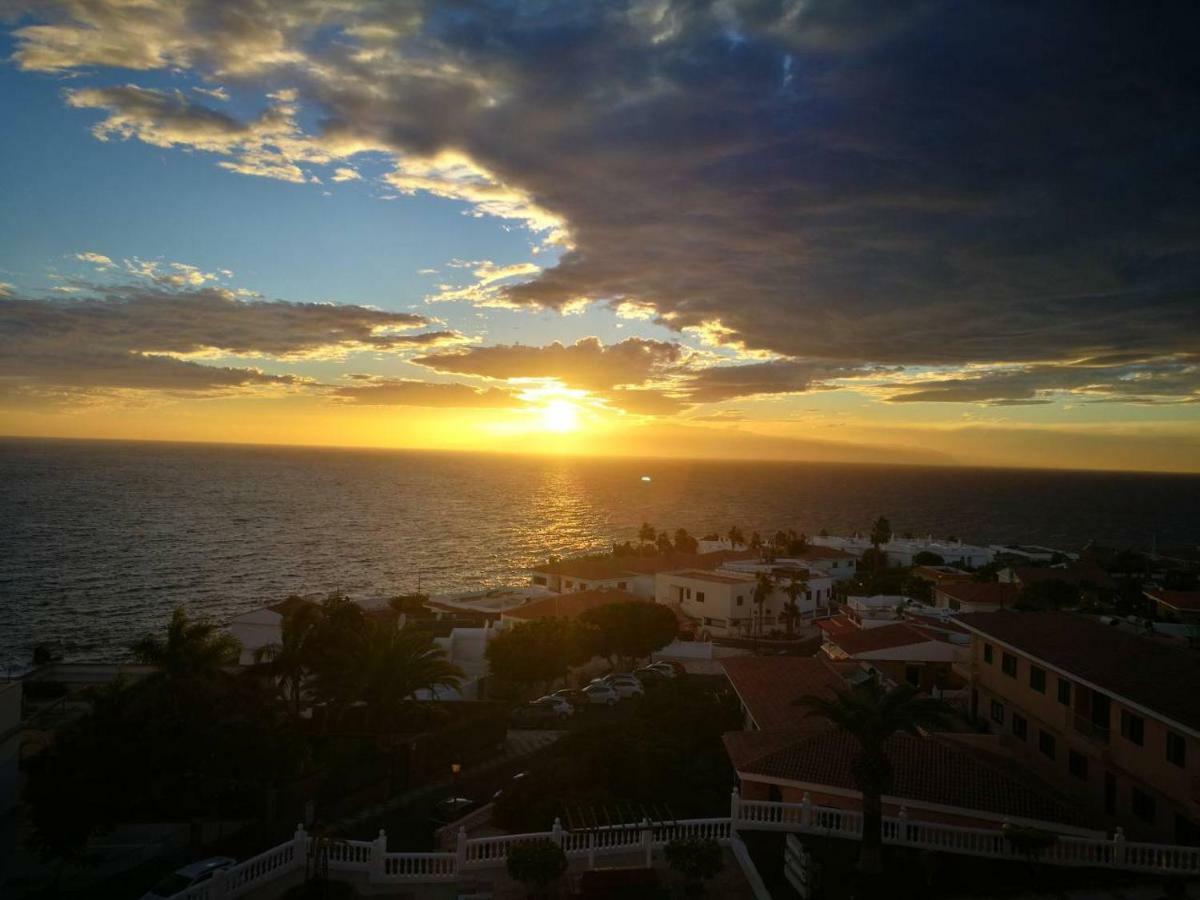 Volcano Beach Views & Wifi Puerto de Santiago  Ngoại thất bức ảnh